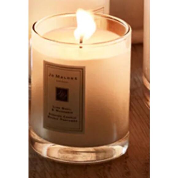 Jo Malone London  English Pear & Freesia Travel Candle - Picture 3 of 3